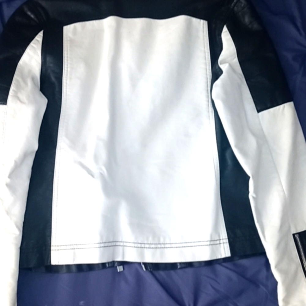 Faux leather jacket - Picture 2 of 3